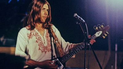 legendary rock guitarist mick ralphs of bad company and mott the hoople dies at 81 leaving lasting legacy