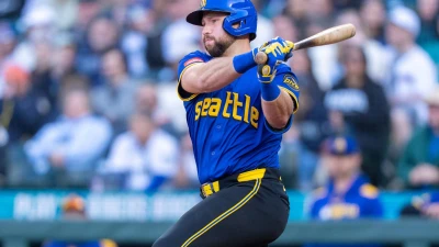 cal raleigh makes history with home run derby win in a season that s already defining his career