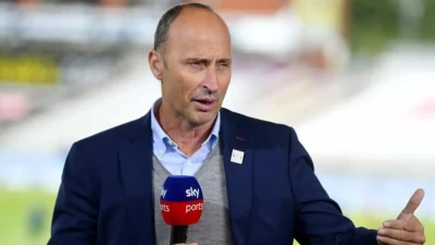 dinesh karthik hails gill s historic double century but nasser hussain dismisses it luck weak bowling helped not class like mohammad yousuf