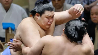 japan awaits decision as pm sanae takaichi faces sumo s sacred tradition
