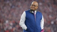mike tirico credits marv albert s influence on nba broadcasters