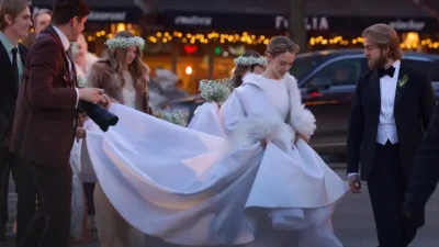 uma thurman ethan hawke reunite for daughter maya s wedding